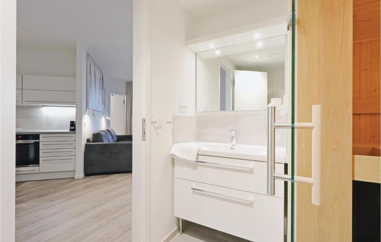 2 Bedroom Awesome Apartment In Luebeck Travemuende Экстерьер фото